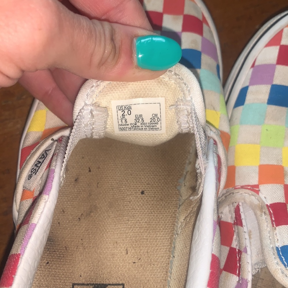 Vans - Picture 2 of 2